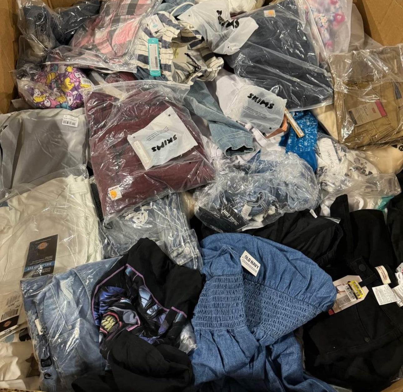 Clothing Pallet 300lbs