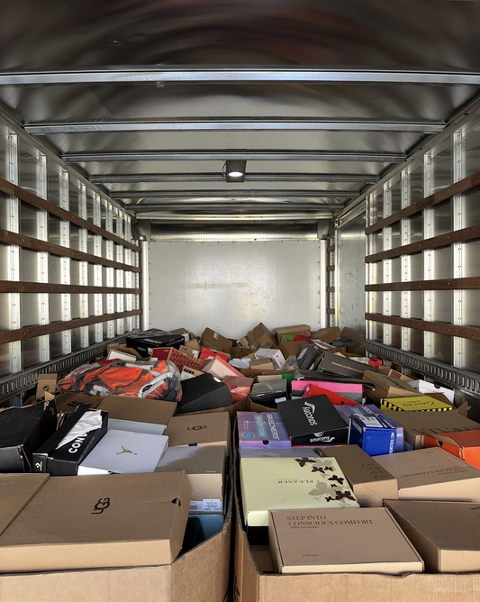 Truck Load - 14 Pallets Clothing / Shoes / Apparel